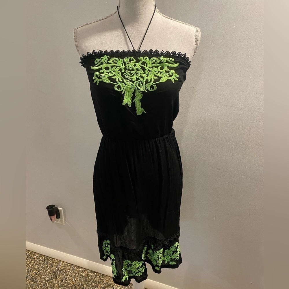 {Shoreline} Strapless Dress
